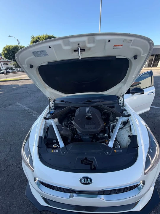 2018 Kia Stinger - Image 14 of 20