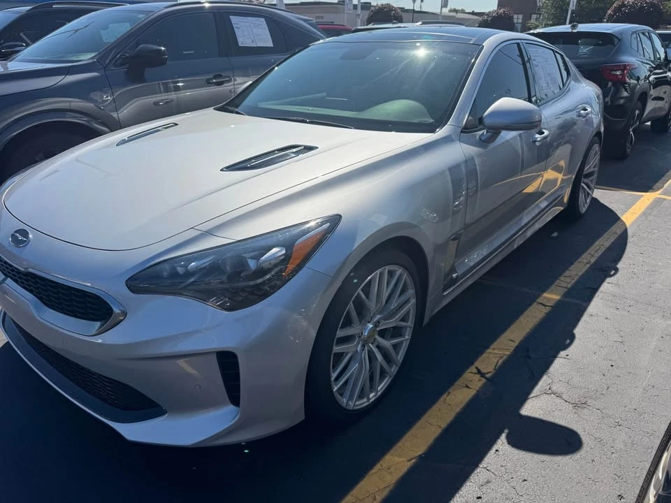 2018 Kia Stinger - Image 2 of 12