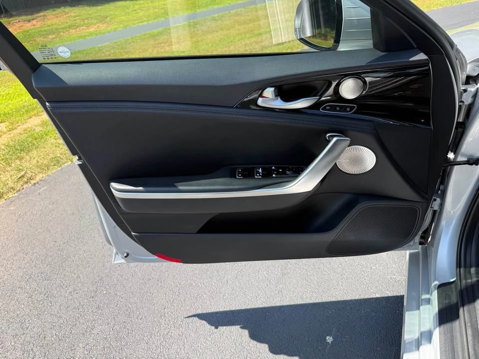 2018 Kia Stinger - Image 6 of 15