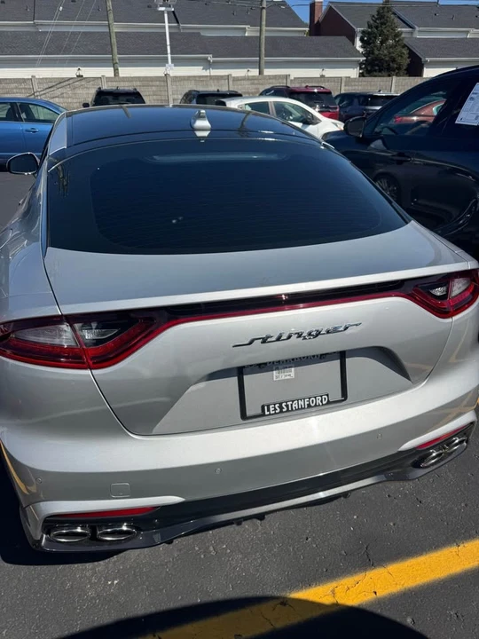 2018 Kia Stinger - Image 7 of 12