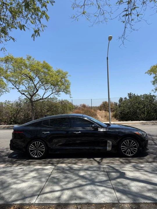 2018 Kia Stinger - Image 5 of 11