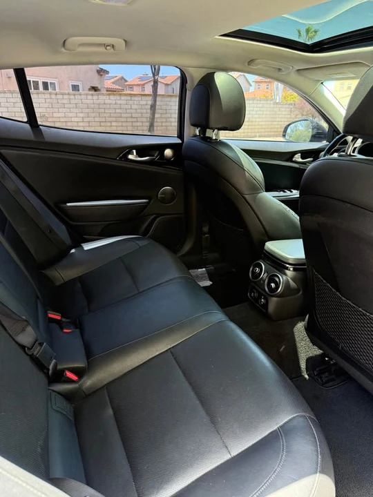 2018 Kia Stinger - Image 11 of 11