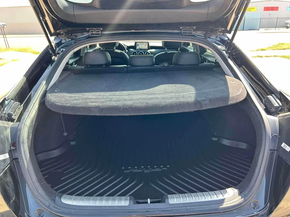 2018 Kia Stinger - Image 6 of 18