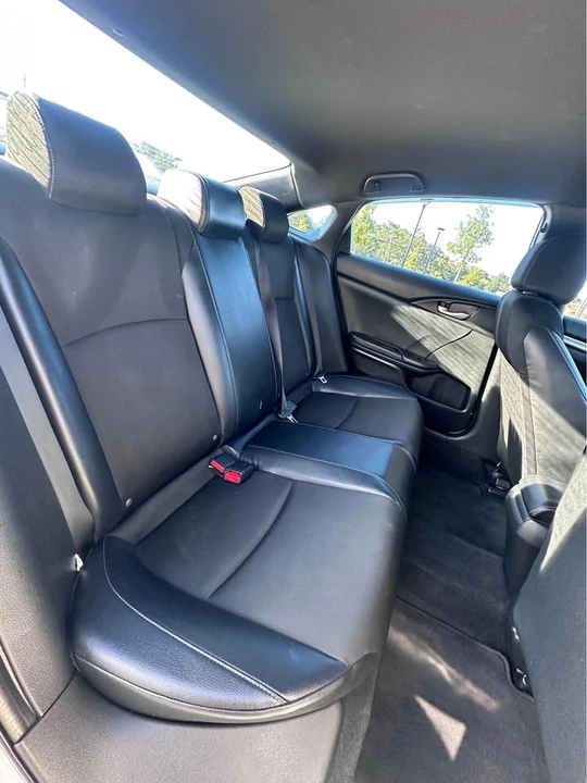 2018 Kia Stinger - Image 12 of 20