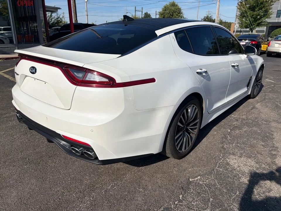 2018 Kia Stinger - Image 3 of 14