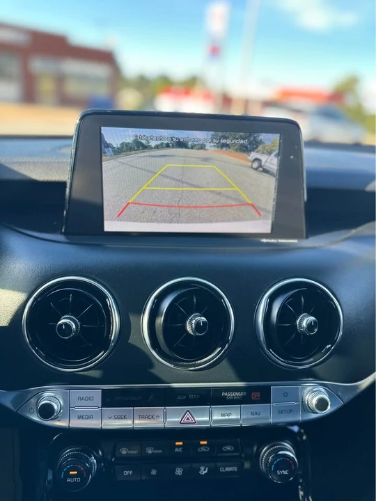 2018 Kia Stinger - Image 17 of 20