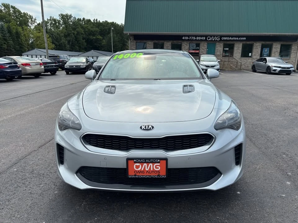 2018 Kia Stinger - Image 2 of 18