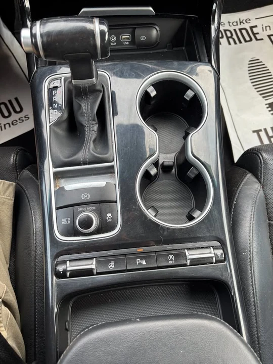 2018 Kia Stinger - Image 17 of 18