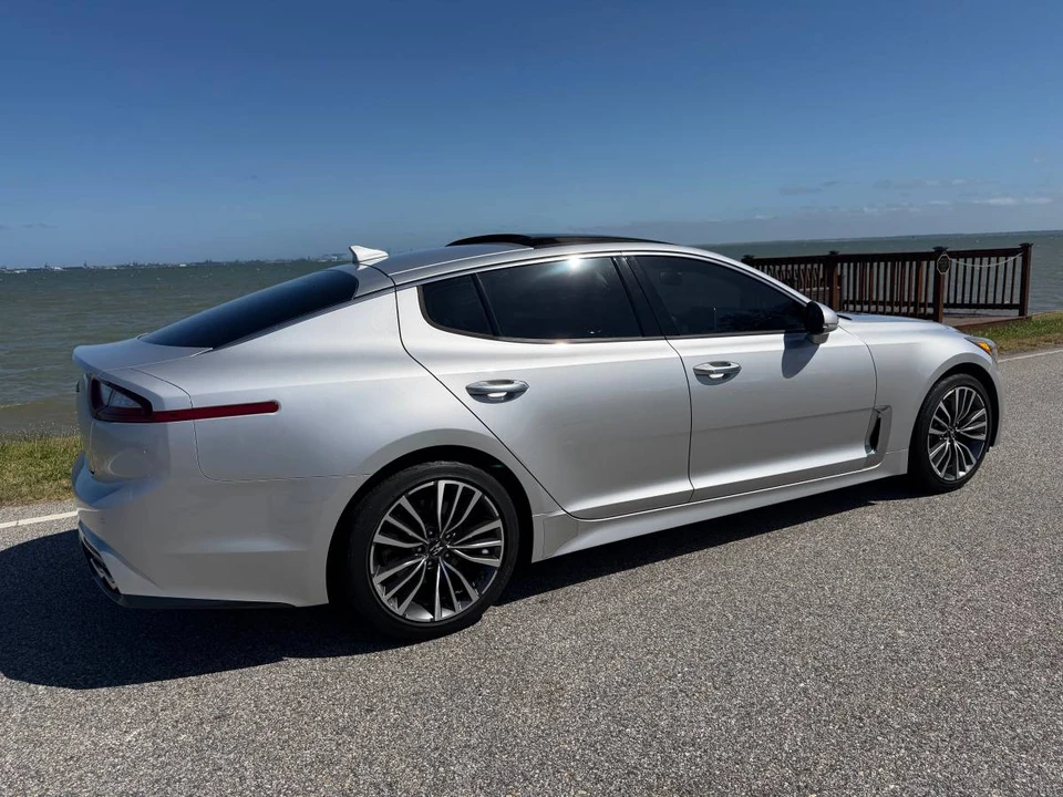 2018 Kia Stinger - Image 4 of 14
