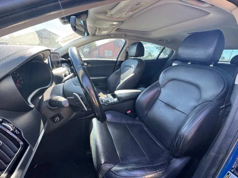 2018 Kia Stinger - Image 9 of 12