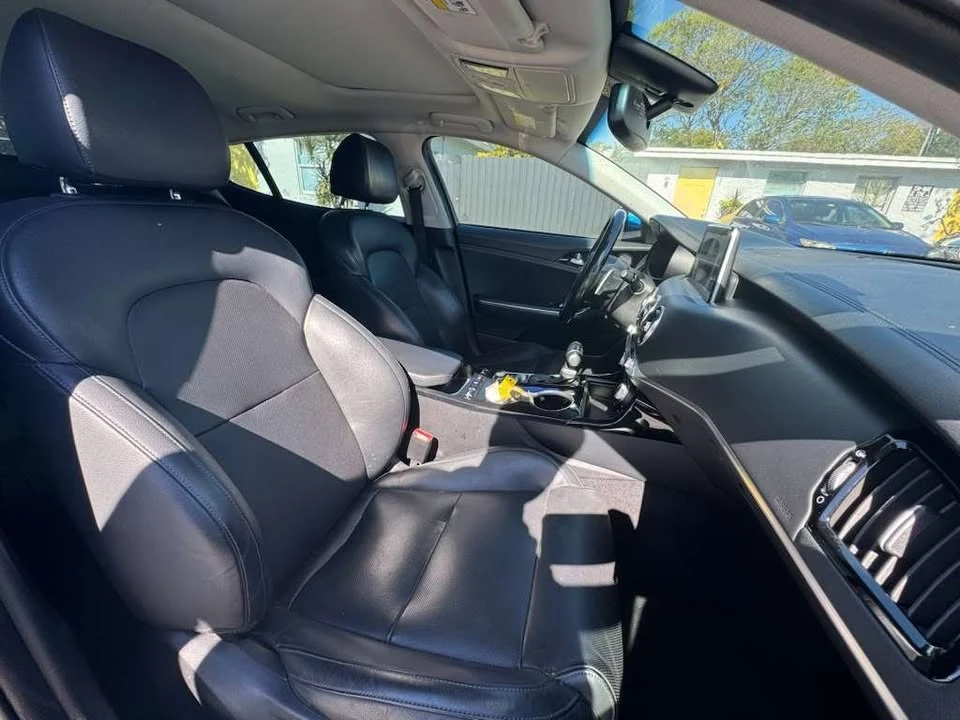 2018 Kia Stinger - Image 11 of 12