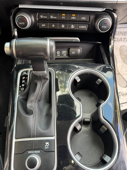 2018 Kia Stinger - Image 10 of 20