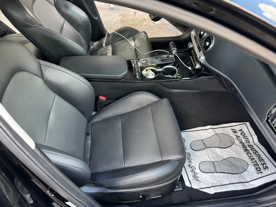 2018 Kia Stinger - Image 17 of 20