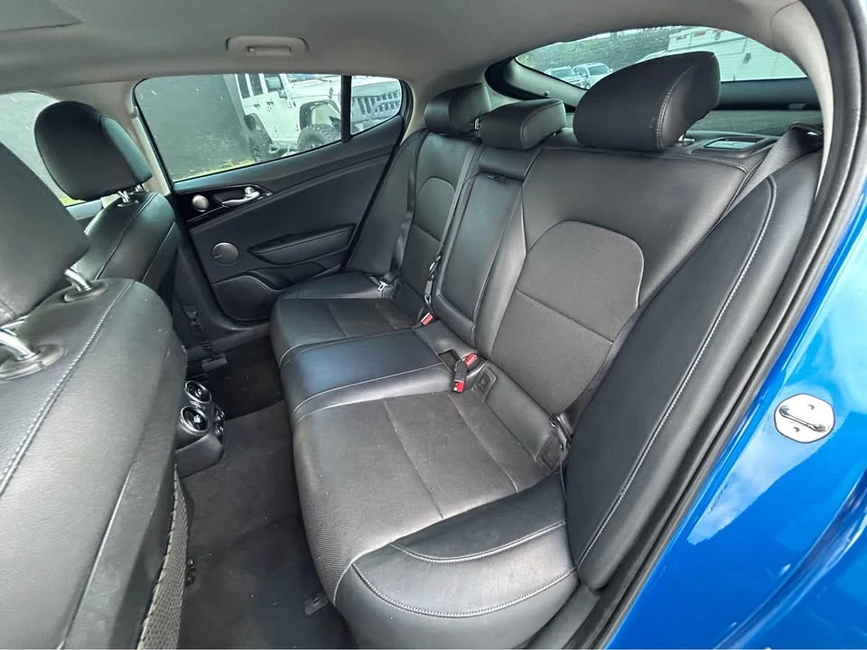 2018 Kia Stinger - Image 7 of 12