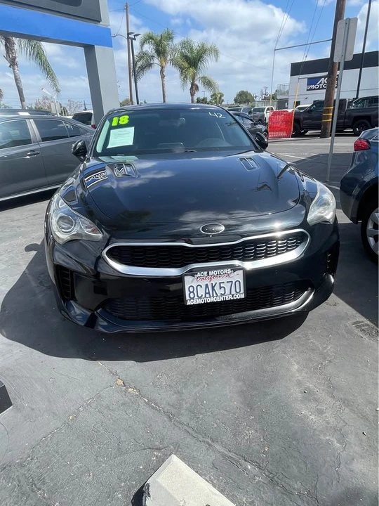 2018 Kia Stinger - Image 2 of 3