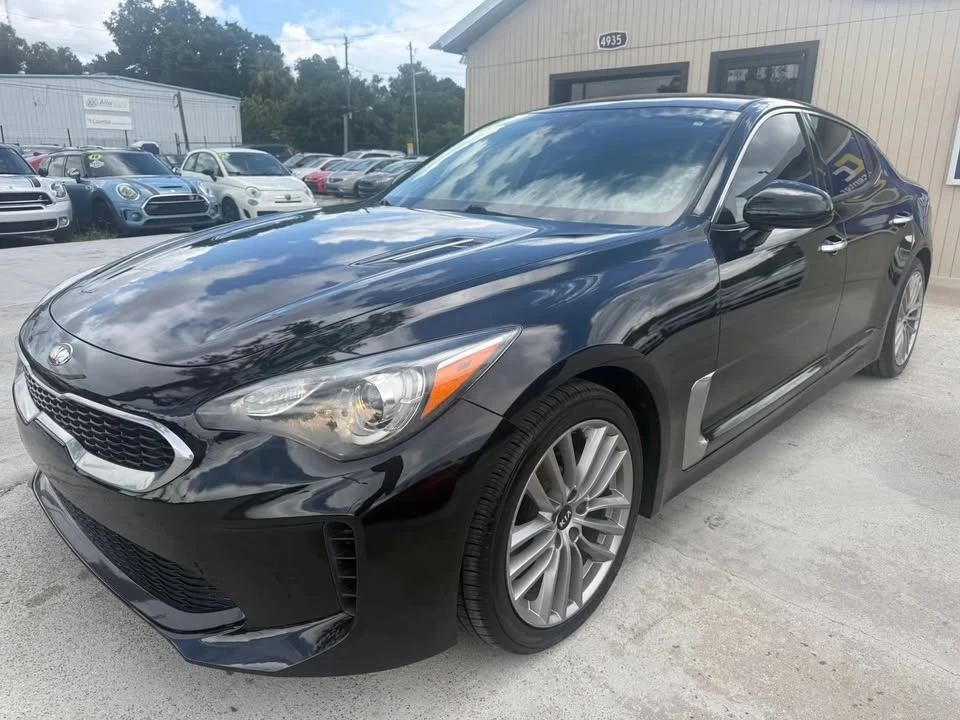 2018 Kia Stinger - Image 2 of 19