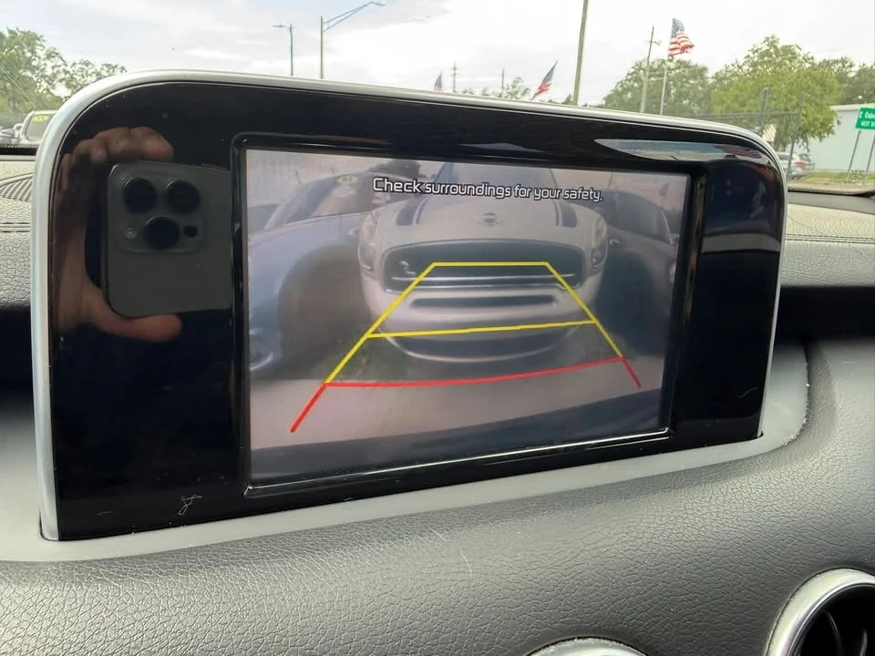 2018 Kia Stinger - Image 13 of 19