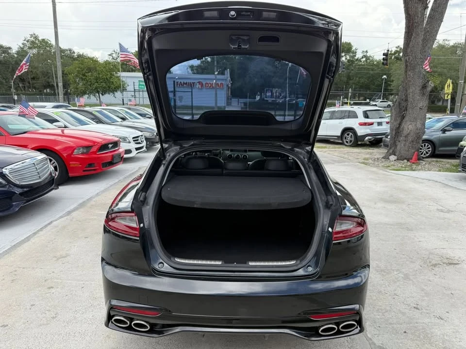 2018 Kia Stinger - Image 18 of 19