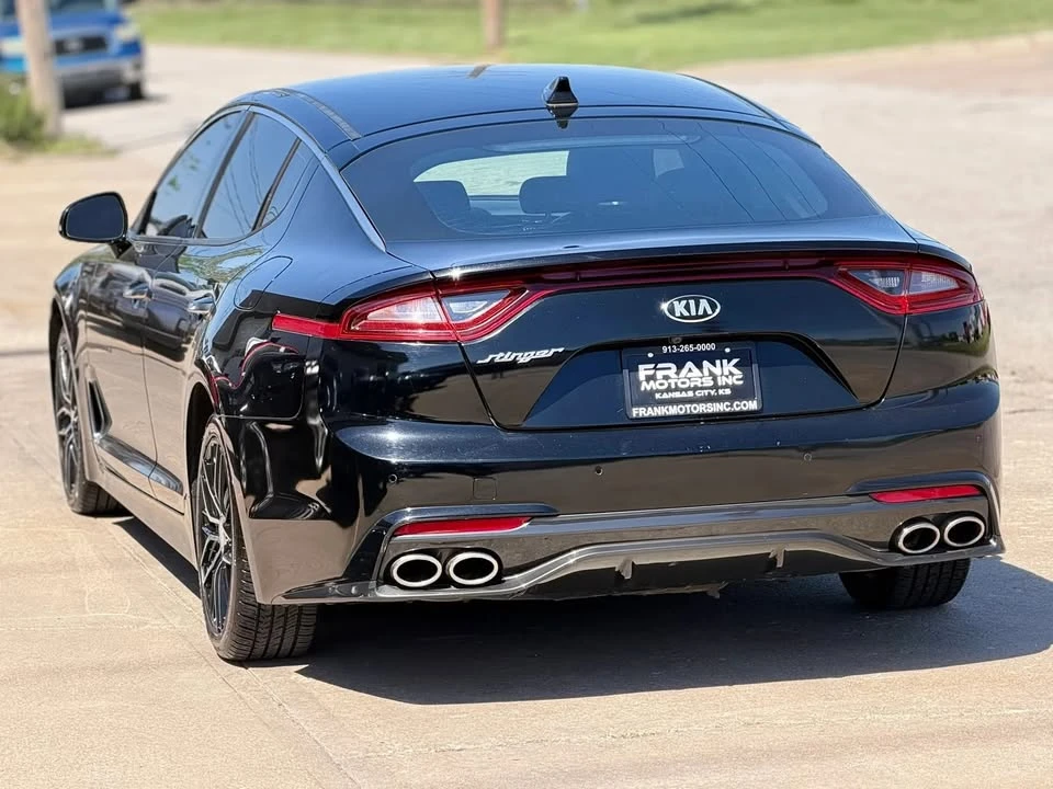 2018 Kia Stinger - Image 12 of 20