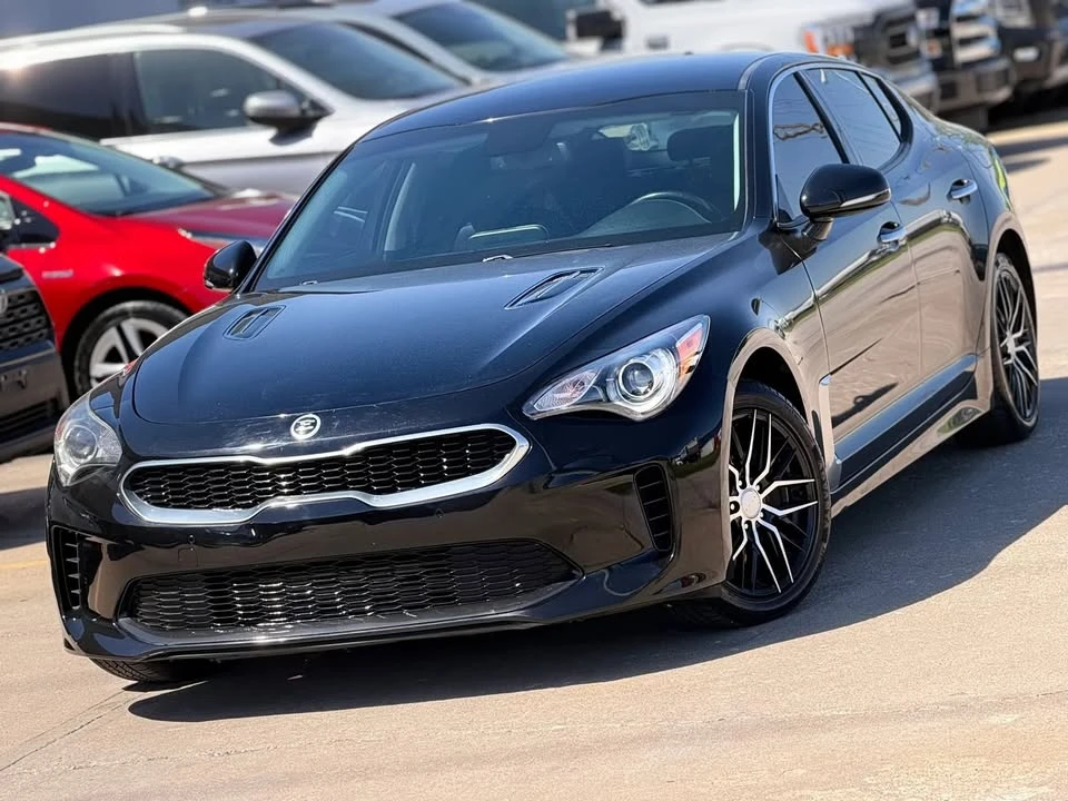 2018 Kia Stinger - Image 8 of 20