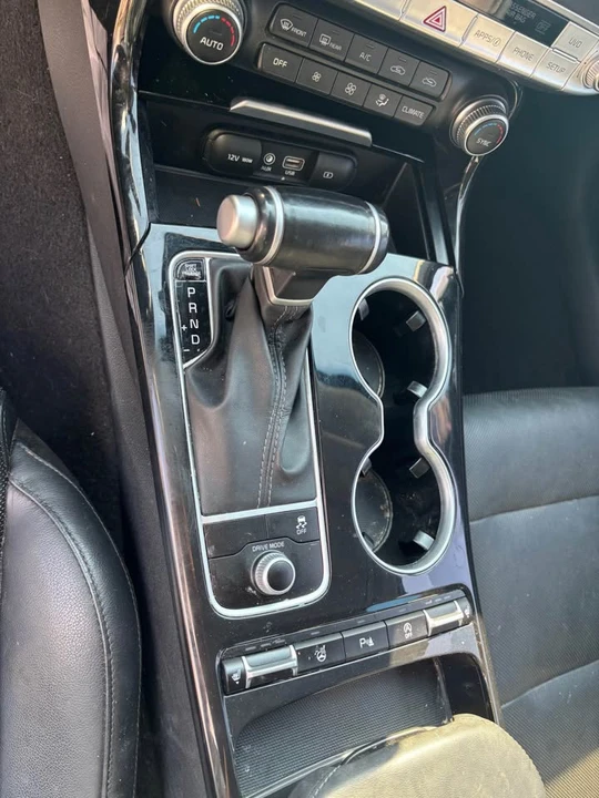 2018 Kia Stinger - Image 6 of 7