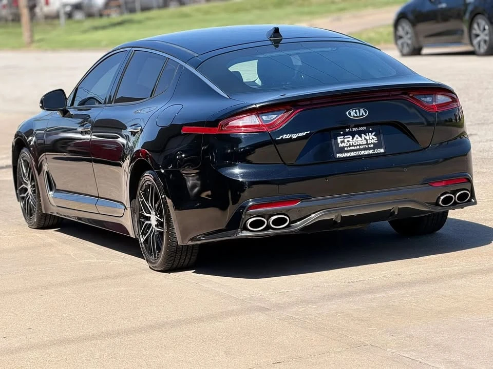 2018 Kia Stinger - Image 11 of 20