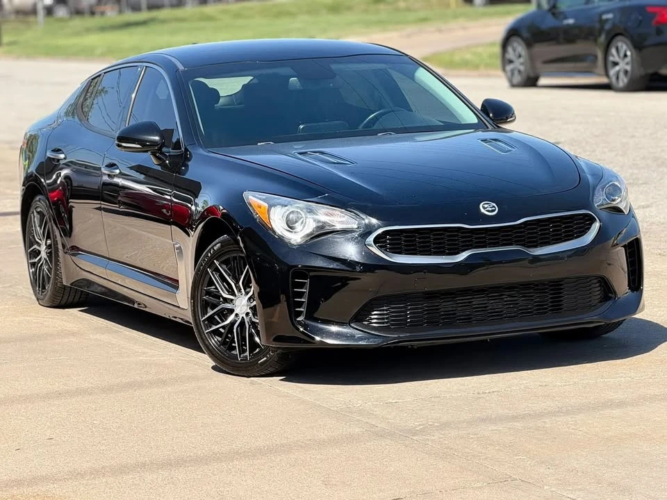 2018 Kia Stinger - Image 2 of 20
