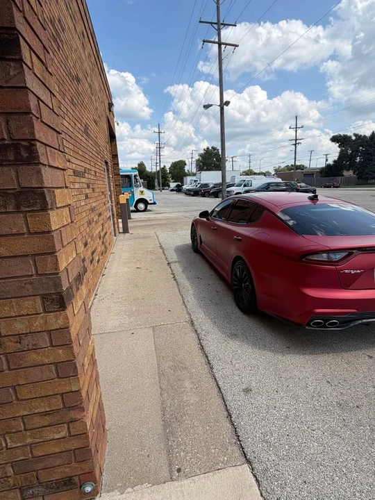 2018 Kia Stinger - Image 2 of 9