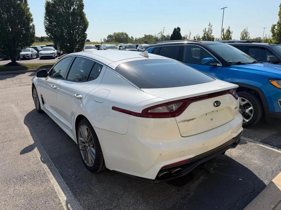 2018 Kia Stinger - Image 7 of 8