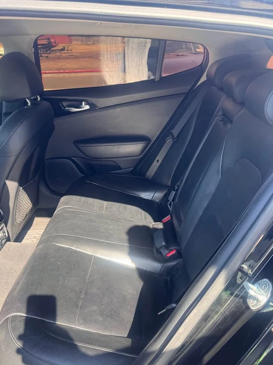 2018 Kia Stinger - Image 7 of 7