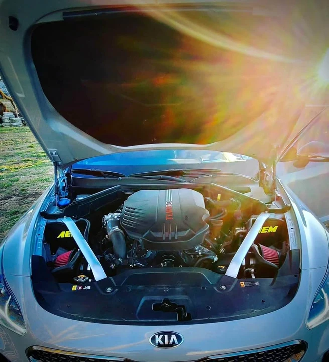 2018 Kia Stinger - Image 9 of 11