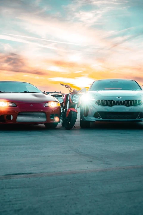 2018 Kia Stinger - Image 2 of 11