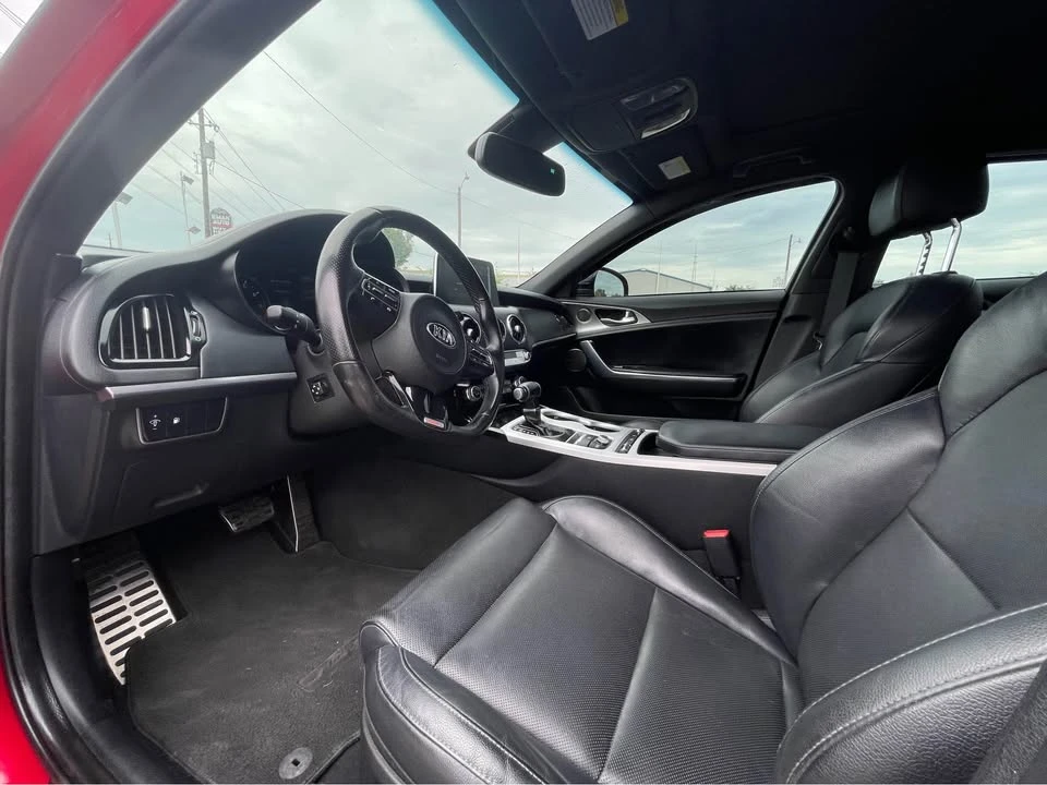 2018 Kia Stinger - Image 10 of 12