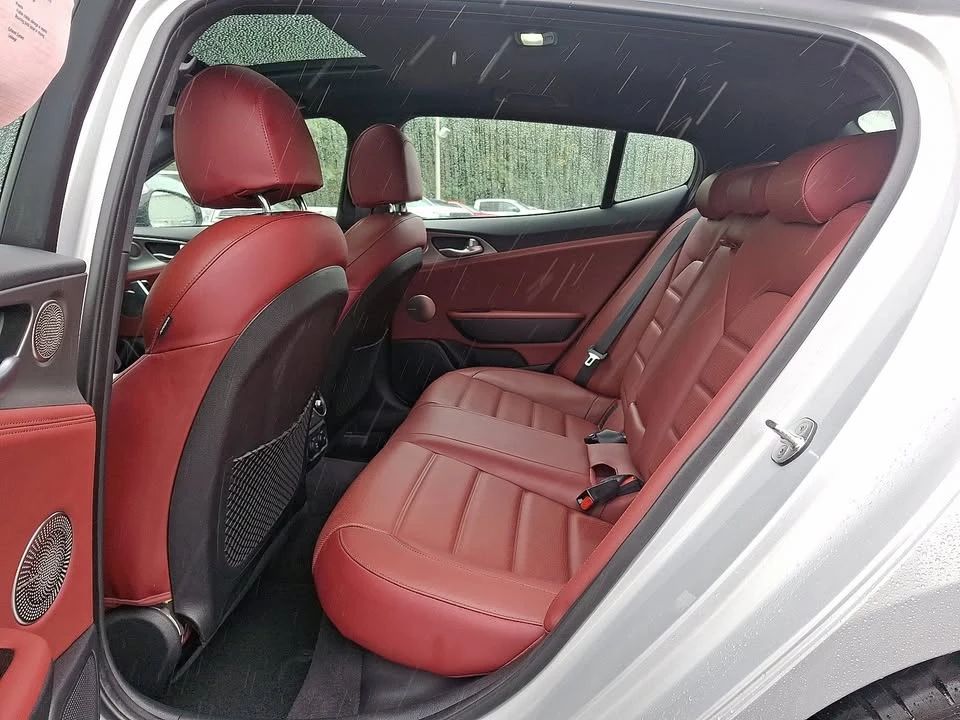 2018 Kia Stinger - Image 6 of 14
