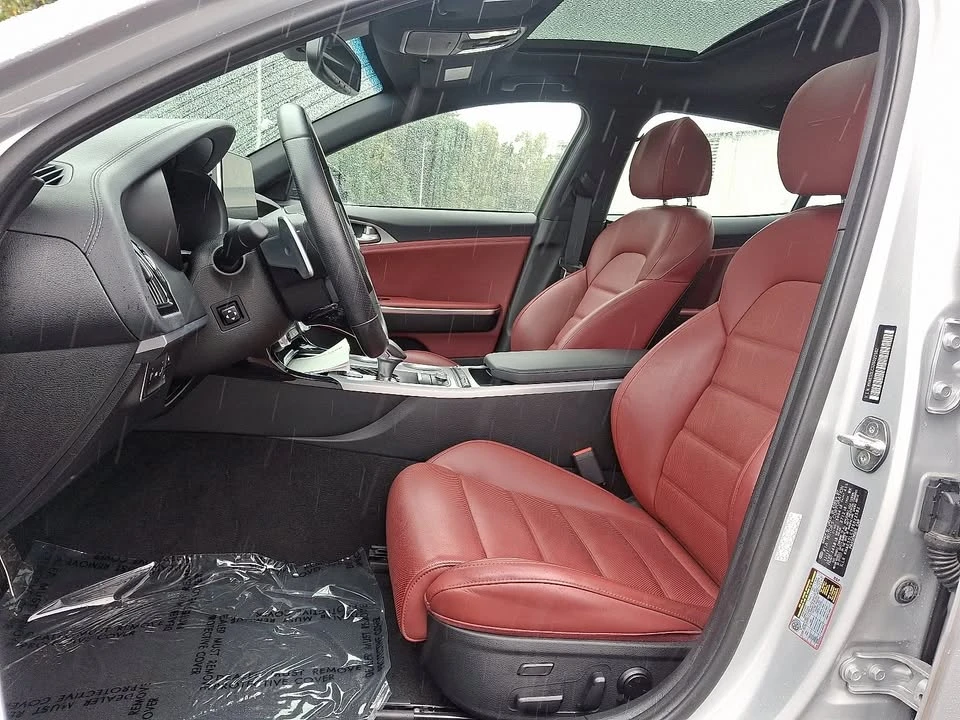 2018 Kia Stinger - Image 5 of 14