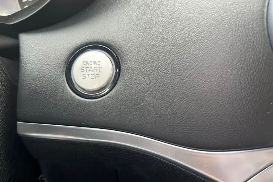 2018 Kia Stinger - Image 14 of 16
