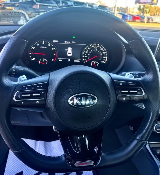 2018 Kia Stinger - Image 8 of 11