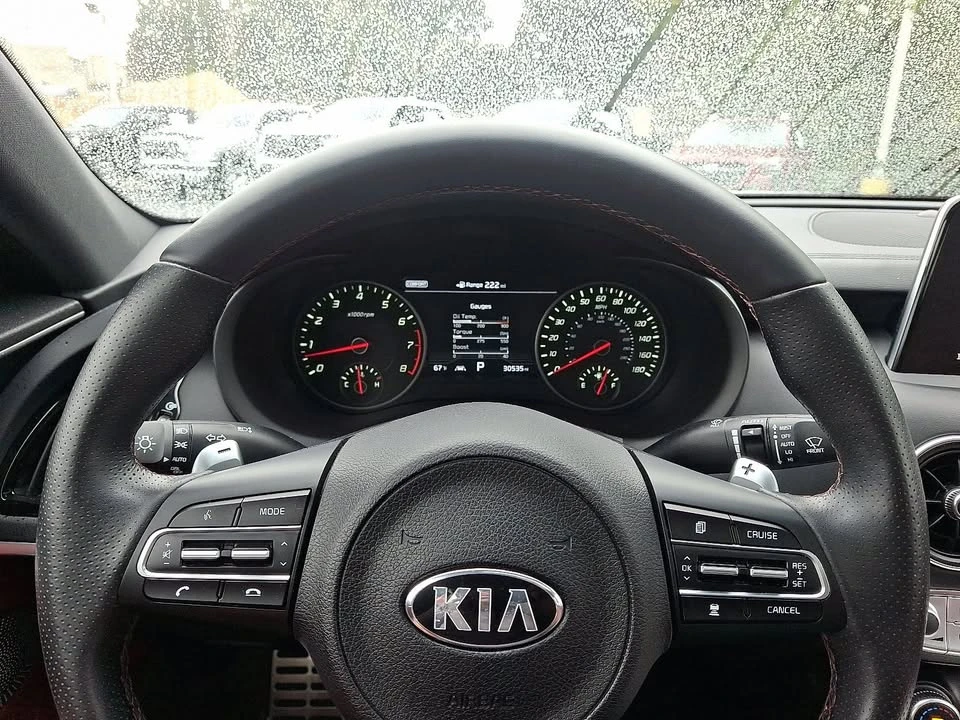 2018 Kia Stinger - Image 8 of 14