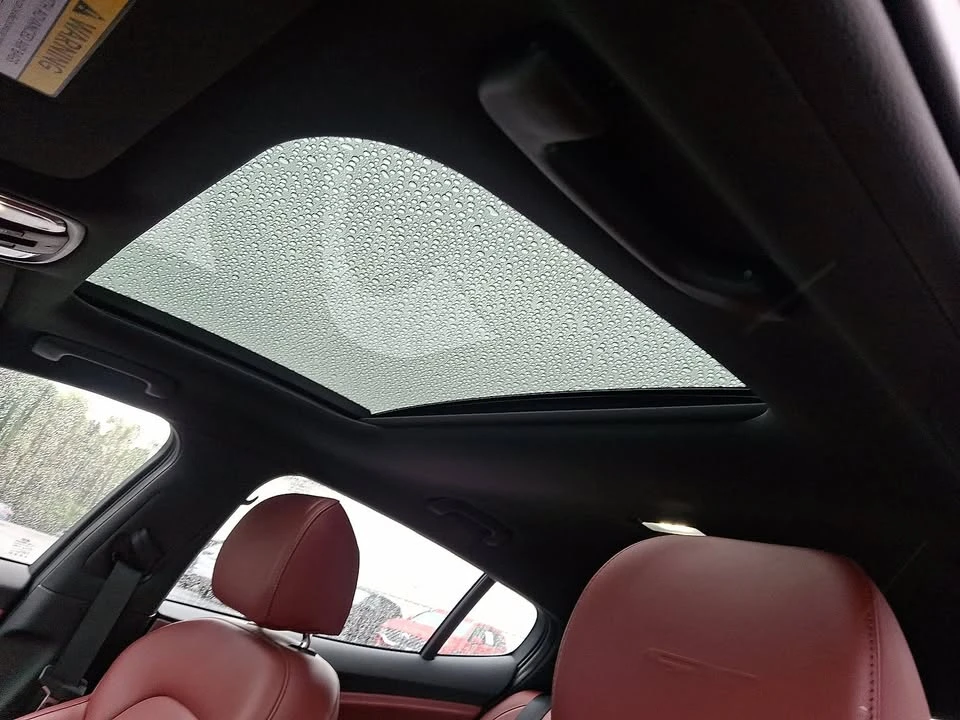 2018 Kia Stinger - Image 13 of 14
