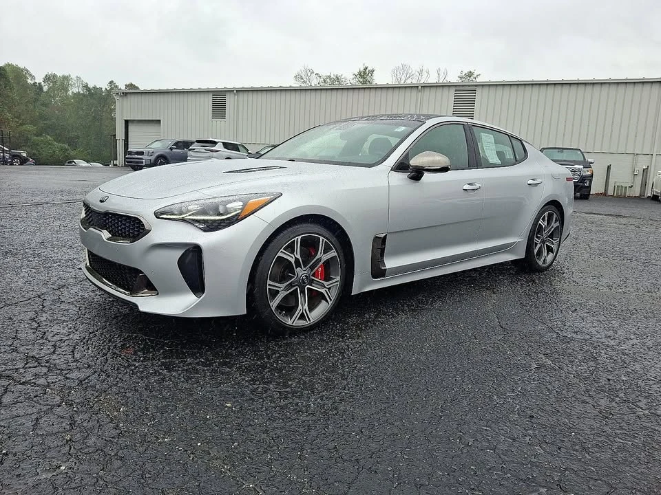 2018 Kia Stinger - Image 2 of 14