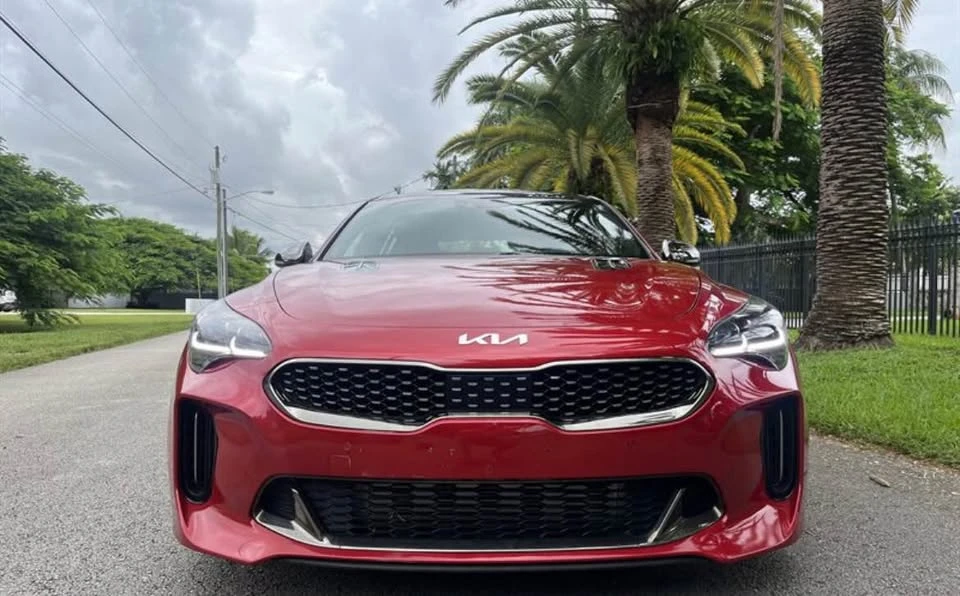 2018 Kia Stinger - Image 6 of 16