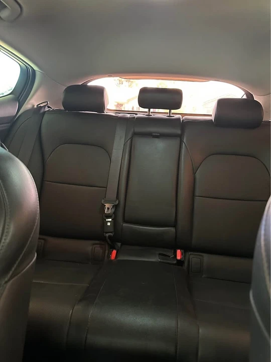 2018 Kia Stinger - Image 12 of 20