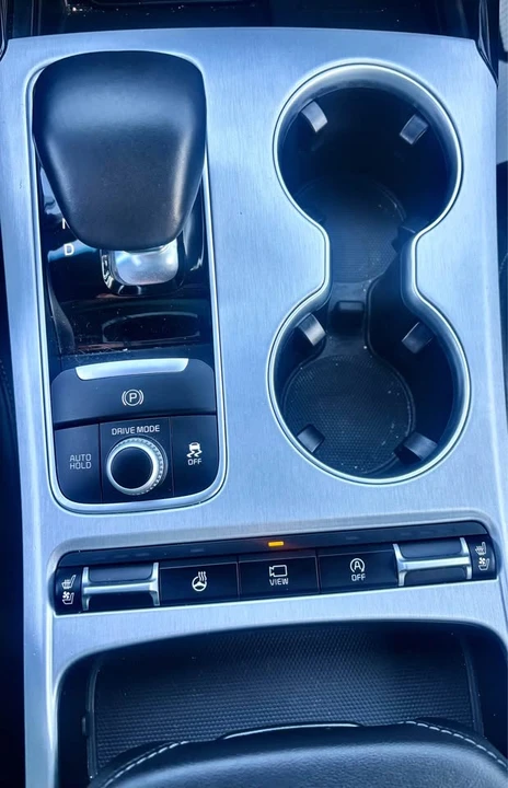 2018 Kia Stinger - Image 10 of 11