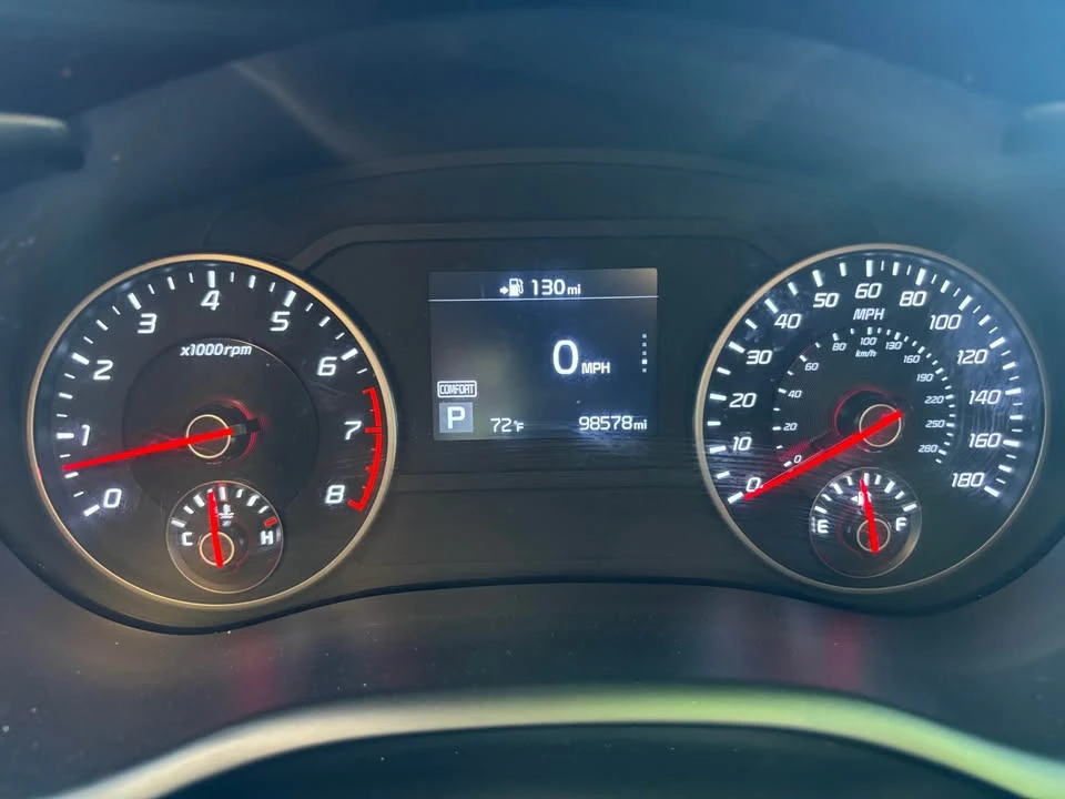 2018 Kia - Image 10 of 14