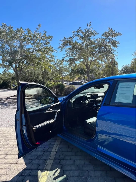 2018 Kia Stinger - Image 8 of 13