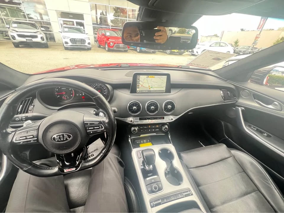 2018 Kia Stinger - Image 12 of 13