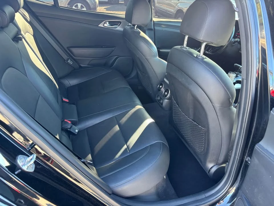 2018 Kia - Image 12 of 14