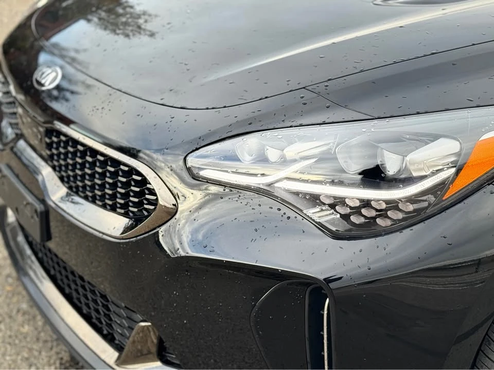 2018 Kia Stinger - Image 11 of 18