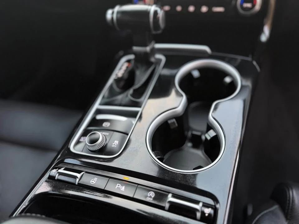 2018 Kia Stinger - Image 11 of 20
