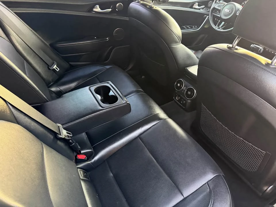2018 Kia Stinger - Image 10 of 20